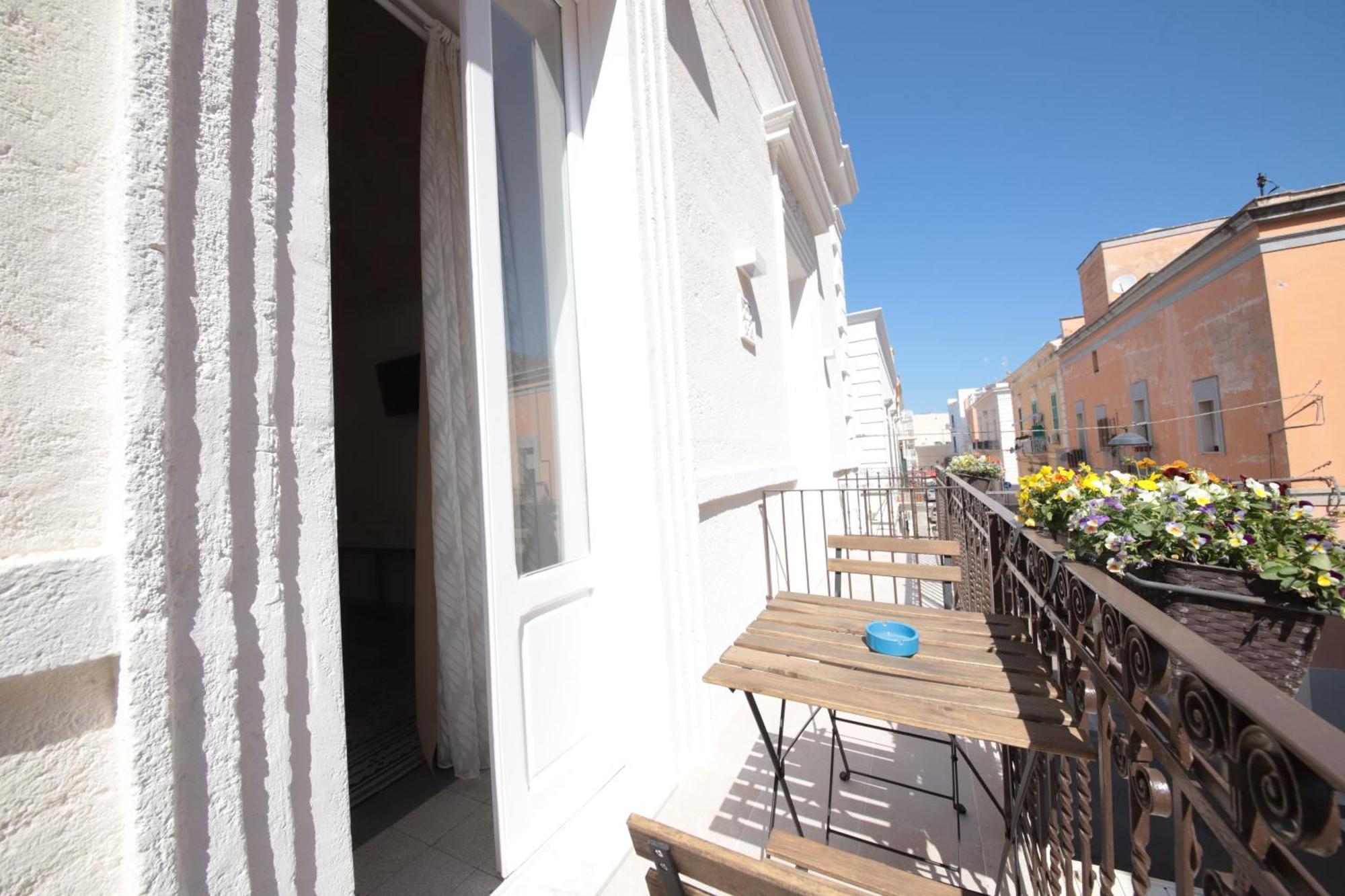 Dimore Madi Con Terrazza Monopoli Eksteriør billede